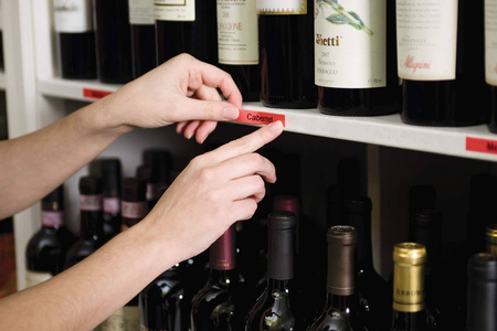 Taśma Dymo 53717 D1 24mm x 7m czerwona/czarny nadruk S0720970