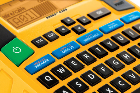 Drukarka etykiet Dymo Rhino 4200 zestaw pudełkowy S0955990